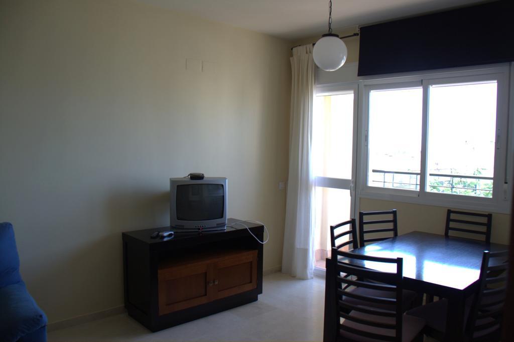 Apartamentos Turisticos Los Girasoles Espartinas Rum bild