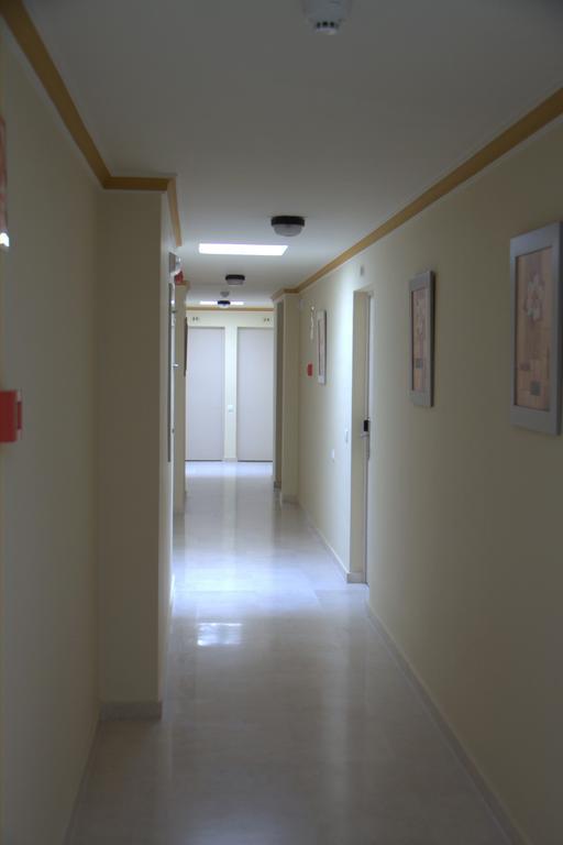 Apartamentos Turisticos Los Girasoles Espartinas Exteriör bild